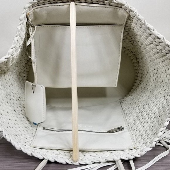 Balenciaga Tresse Calf Fringed Off White Leather Tote - Picture 4 of 13